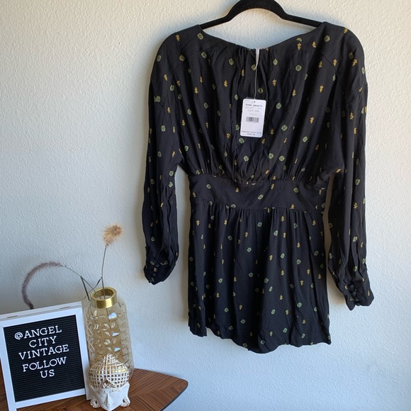 Free People Love Grows Long NWT Navy Romper - Picture 4 of 12